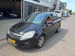 Zwart Gebruikt 2011 Opel Zafira Edition MPV | € 4.500 (Goede deal)
