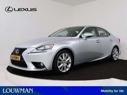 Grijs Gebruikt 2014 Lexus IS300h Sedan | € 19.445 (Eerlijke prijs)