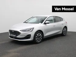 Grijs Gebruikt 2023 Ford Focus Titanium Hatchback | € 19.900 (Goede deal)