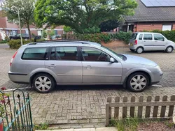 Grijs Gebruikt 2005 Ford Mondeo Ghia Stationwagen | € 950 (Super prijs)