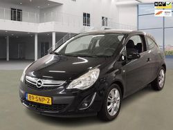 Zwart Gebruikt 2011 Opel Corsa Selection Hatchback | € 1.995 (Iets duurder)