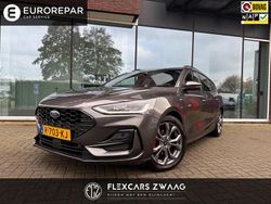 Grijs Gebruikt 2022 Ford Focus ST-Line Stationwagen | € 18.945 (Eerlijke prijs)