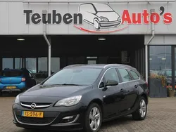 Zwart Gebruikt 2013 Opel Astra Cosmo Stationwagen | € 4.485 (Goede deal)