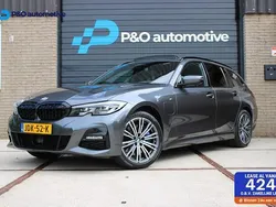 Grijs Gebruikt 2021 BMW 330 M Sport Stationwagen | € 31.995 (Goede deal)