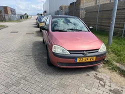 Rood Gebruikt 2002 Opel Corsa Hatchback | € 650 (Goede deal)