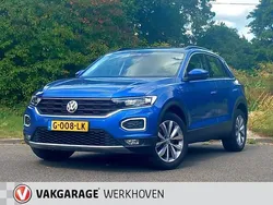 Blauw Gebruikt 2018 VW T-Roc Style SUV | € 18.950 (Eerlijke prijs)