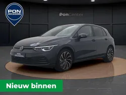 Grijs Gebruikt 2022 VW Golf VIII Life Hatchback | € 22.450 (Goede deal)