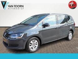Grijs Gebruikt 2019 VW Sharan Exclusive MPV | € 31.948 (Eerlijke prijs)