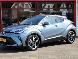 Grijs Gebruikt 2023 Toyota C-HR SUV | € 29.245 (Eerlijke prijs)