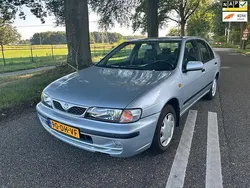 Grijs Gebruikt 1999 Nissan Almera Comfort Sedan | € 2.250