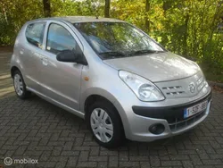 Grijs, metallic lak Gebruikt 2010 Nissan Pixo Acenta Hatchback | € 1.175 (Super prijs)