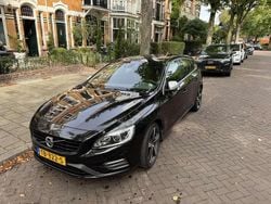 Zwart Gebruikt 2018 Volvo V60 Business Edition Stationwagen | € 19.000 (Super prijs)
