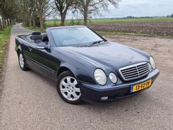Zwart Gebruikt 2000 Mercedes CLK200 Avantgarde Cabriolet | € 3.999