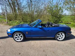 Blauw Gebruikt 1999 Mazda MX5 Cabriolet | € 7.000 (Eerlijke prijs)