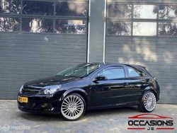 Zwart Gebruikt 2007 Opel Astra GTC Hatchback | € 5.295