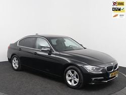 Zwart Gebruikt 2012 BMW 320 Executive Sedan | € 7.000 (Goede deal)