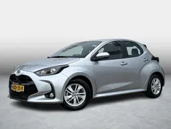 Grijs Nieuw 2025 Toyota Yaris Hybrid Active Hatchback | € 26.999 (Eerlijke prijs)