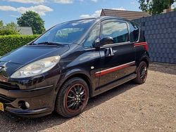 Zwart Gebruikt 2006 Peugeot 1007 Hatchback | € 1.399 (Eerlijke prijs)