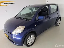 Blauw Gebruikt 2006 Daihatsu Sirion Hatchback | € 4.450 (Eerlijke prijs)