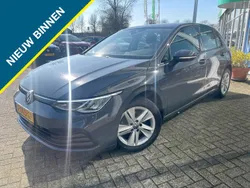 Grijs Gebruikt 2024 VW Golf VIII Life Hatchback | € 18.950