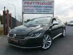 Bruin Gebruikt 2017 VW Arteon Elegance+ Sedan | € 28.990 (Eerlijke prijs)