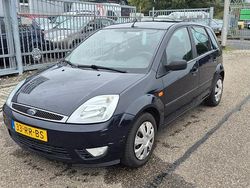 Blauw Gebruikt 2005 Ford Fiesta Ghia Hatchback | € 1.745 (Eerlijke prijs)