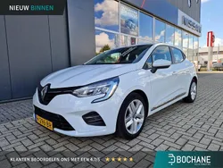 Wit Gebruikt 2020 Renault Clio V Zen Hatchback | € 12.240 (Eerlijke prijs)