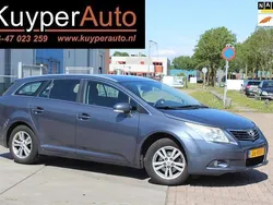 Blauw, metallic lak Gebruikt 2010 Toyota Avensis Business Edition Stationwagen | € 5.450 (Eerlijke prijs)