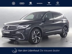 Zwart Gebruikt 2024 VW Tiguan Business SUV | € 48.750