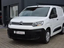 Wit Gebruikt 2022 Citroën Berlingo PureTech MPV | € 14.950 (Super prijs)