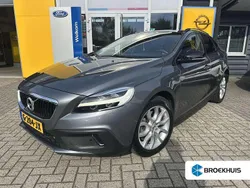 Grijs Gebruikt 2019 Volvo V40 CC Stationwagen | € 21.800 (Eerlijke prijs)