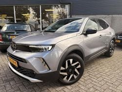 Grijs Gebruikt 2023 Opel Mokka Ultimate SUV | € 22.750 (Eerlijke prijs)