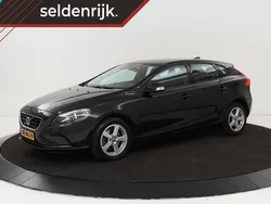 Zwart Gebruikt 2014 Volvo V40 Momentum Stationwagen | € 9.400 (Goede deal)