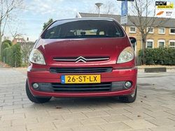 Rood Gebruikt 2006 Citroën Xsara Picasso MPV | € 999 (Goede deal)