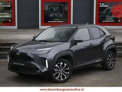 Grijs Gebruikt 2024 Toyota Yaris Cross SUV | € 29.999 (Eerlijke prijs)
