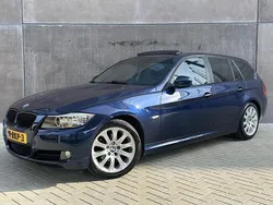 Blauw Gebruikt 2011 BMW 318 Luxury Line Stationwagen | € 10.900 (Duur)