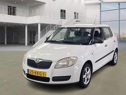 Wit Gebruikt 2010 Skoda Fabia Drive Hatchback | € 3.295 (Eerlijke prijs)