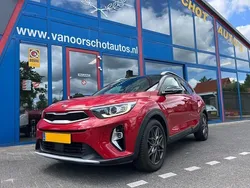 Rood Gebruikt 2021 Kia Stonic SUV | € 18.950 (Eerlijke prijs)
