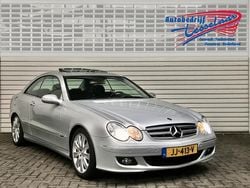 Zilver Gebruikt 2005 Mercedes CLK350 Elegance Coupé | € 10.900 (Duur)