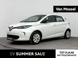 Ijswit 369 Gebruikt 2019 Renault Zoe Life Hatchback | € 10.440 (Eerlijke prijs)