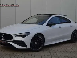 Wit, metallic lak Gebruikt 2024 Mercedes CLA180 AMG Sedan | € 43.990