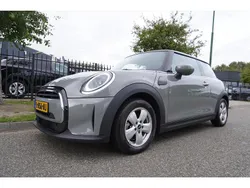 Grijs, metallic lak Gebruikt 2021 Mini ONE Business Hatchback | € 18.945 (Eerlijke prijs)