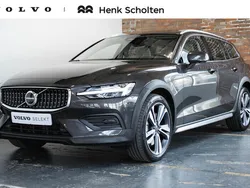 Grijs, metallic lak Gebruikt 2022 Volvo V60 CC Plus Stationwagen | € 48.950 (Iets duurder)