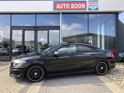 Zwart Gebruikt 2014 Mercedes CLA200 AMG Sedan | € 18.750 (Eerlijke prijs)