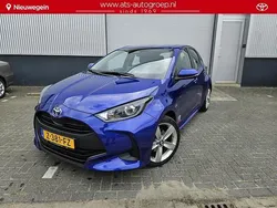 Blauw Gebruikt 2024 Toyota Yaris Comfort Hatchback | € 23.150 (Eerlijke prijs)