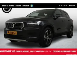 Zwart Gebruikt 2022 Volvo XC40 Inscription SUV | € 34.490 (Eerlijke prijs)