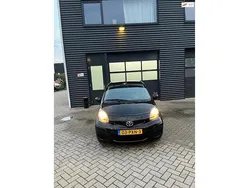 Zwart Gebruikt 2011 Toyota Aygo Comfort Hatchback | € 2.250 (Eerlijke prijs)