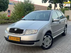 Grijs Gebruikt 2003 Skoda Fabia Stationwagen | € 1.650 (Eerlijke prijs)
