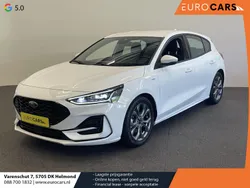 Wit Gebruikt 2023 Ford Focus ST-Line Hatchback | € 24.690 (Eerlijke prijs)