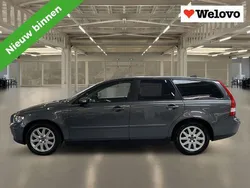 Grijs Gebruikt 2005 Volvo V50 Stationwagen | € 6.450
